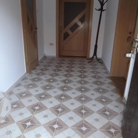 La Doi Brazi Апартаменти